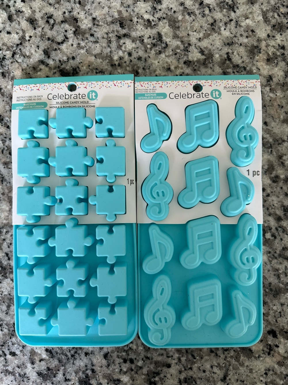 New Turquoise Silicone Candy & Chocolate Molds - Picture 3 of 4